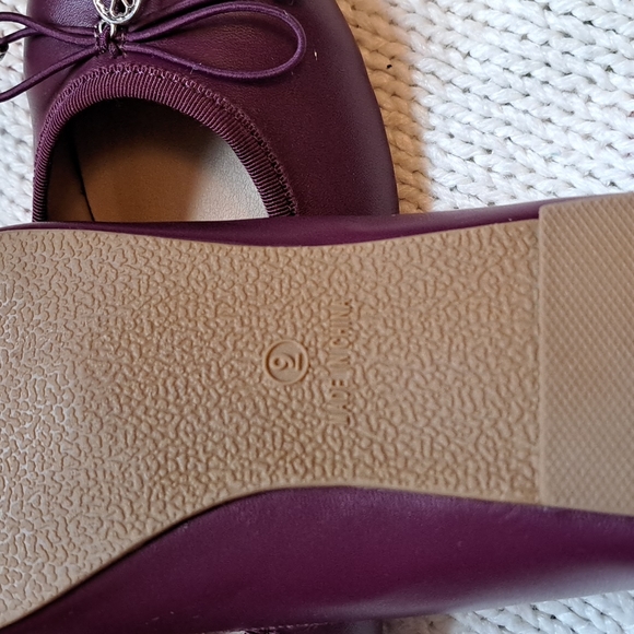 Cushion Walk by Avon - Picture 3 of 5